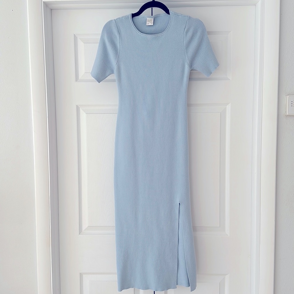 OPEN BACK SHORT SLEEVE KNIT MIDI DRESS STEEL BLUE